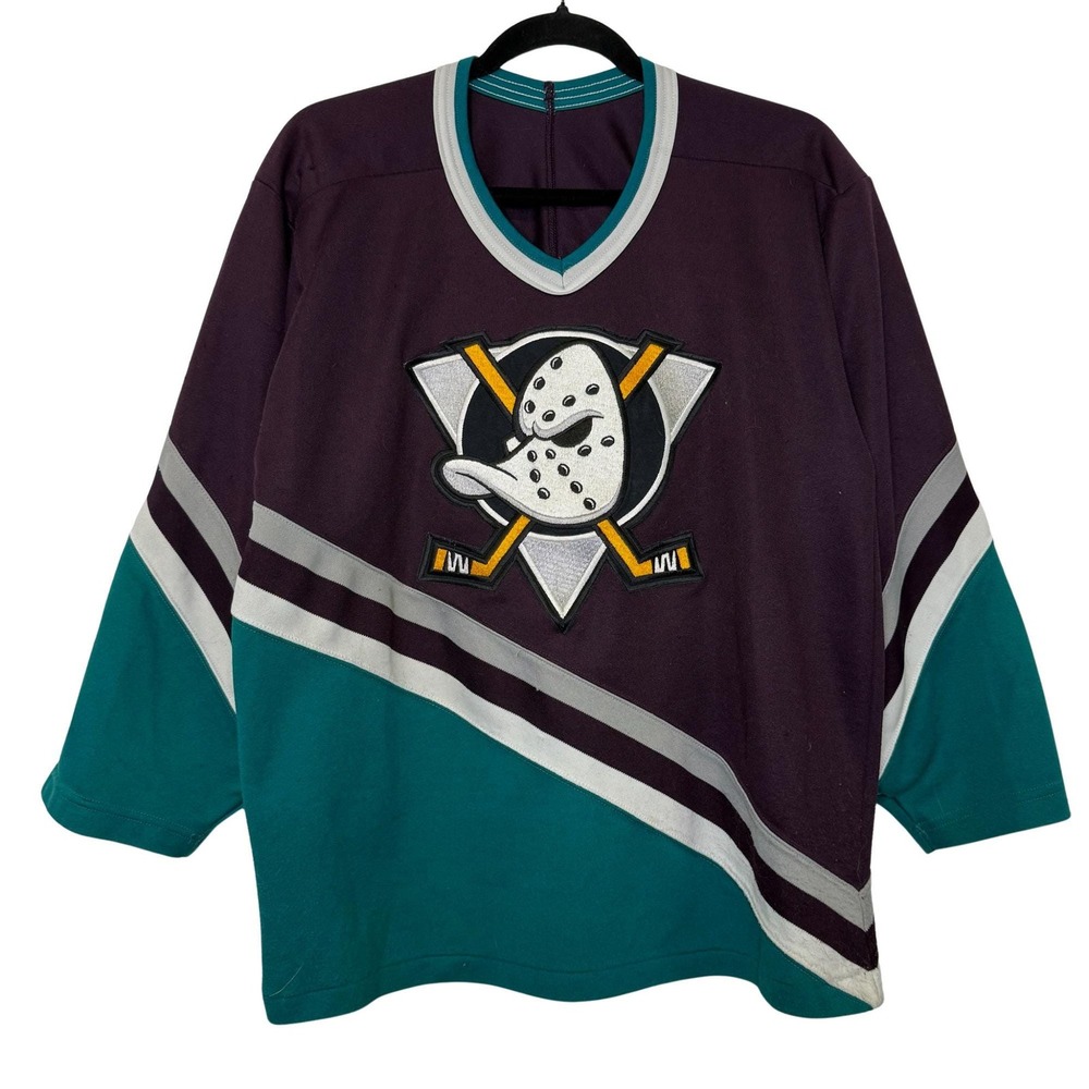 VINTAGE 90s NHL MIGHTY DUCKS CCM HOCKEY JERSEY SIZE M